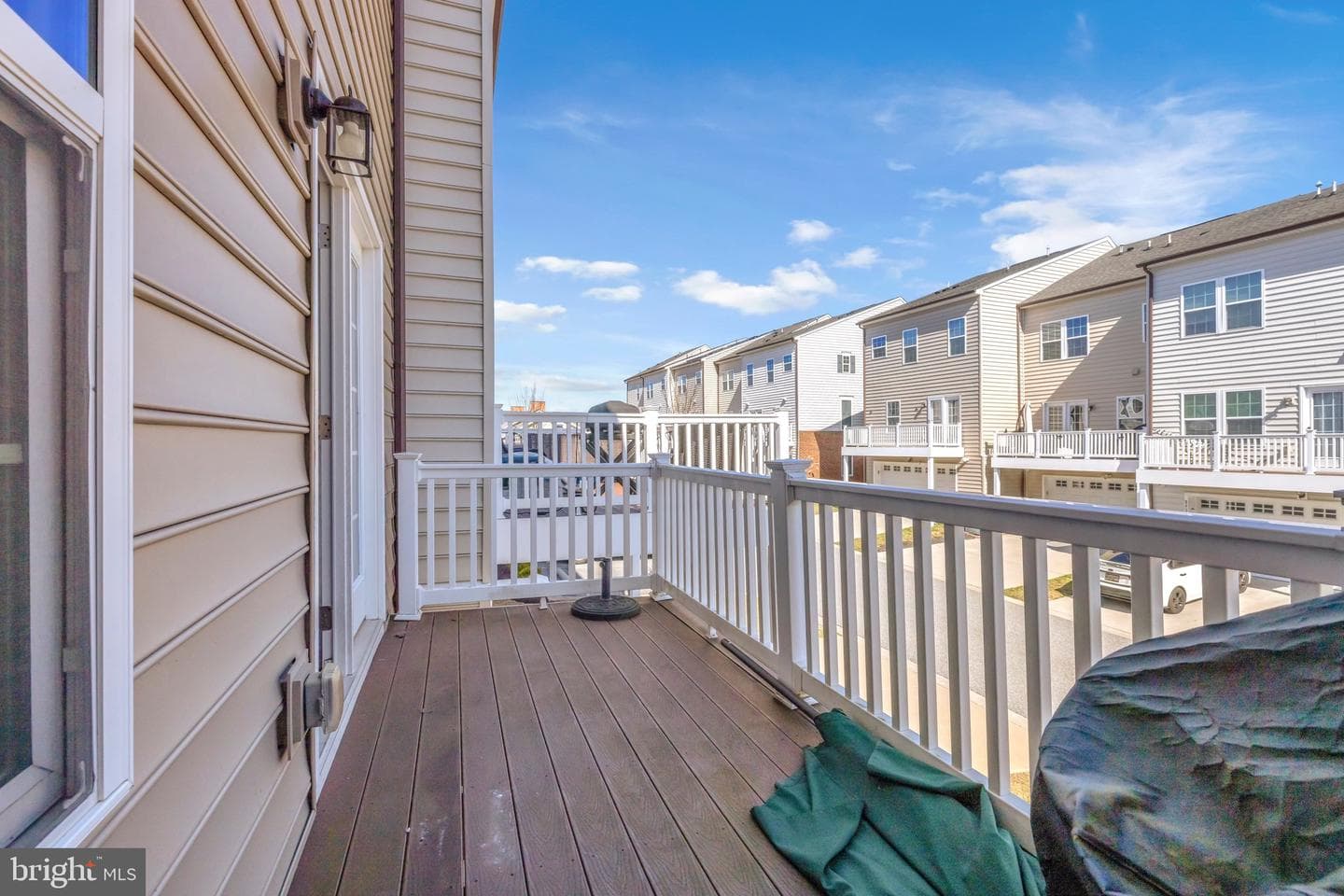 9424 Adelaide Lane photo 15