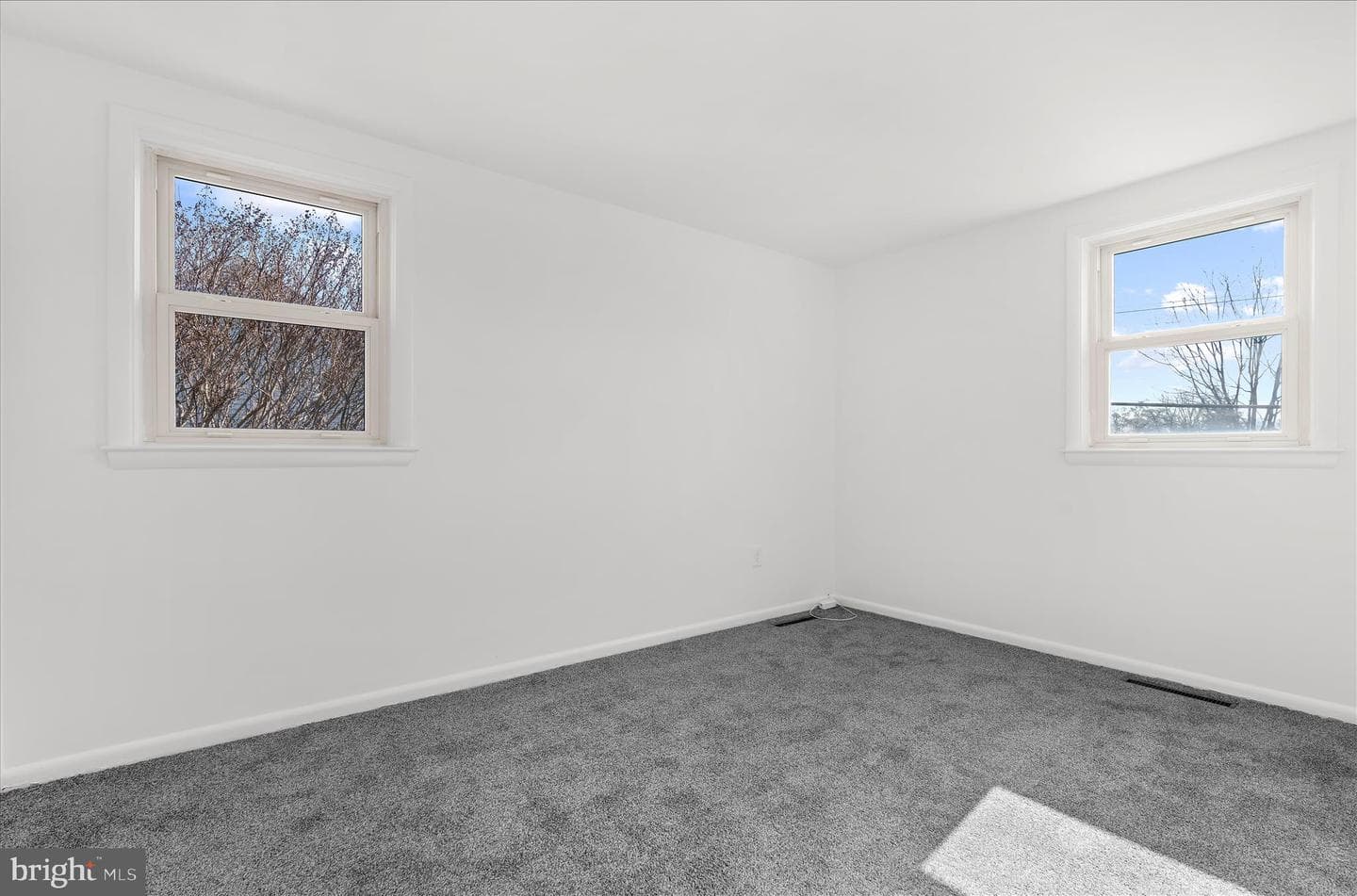 5114 Shelbourne photo 17