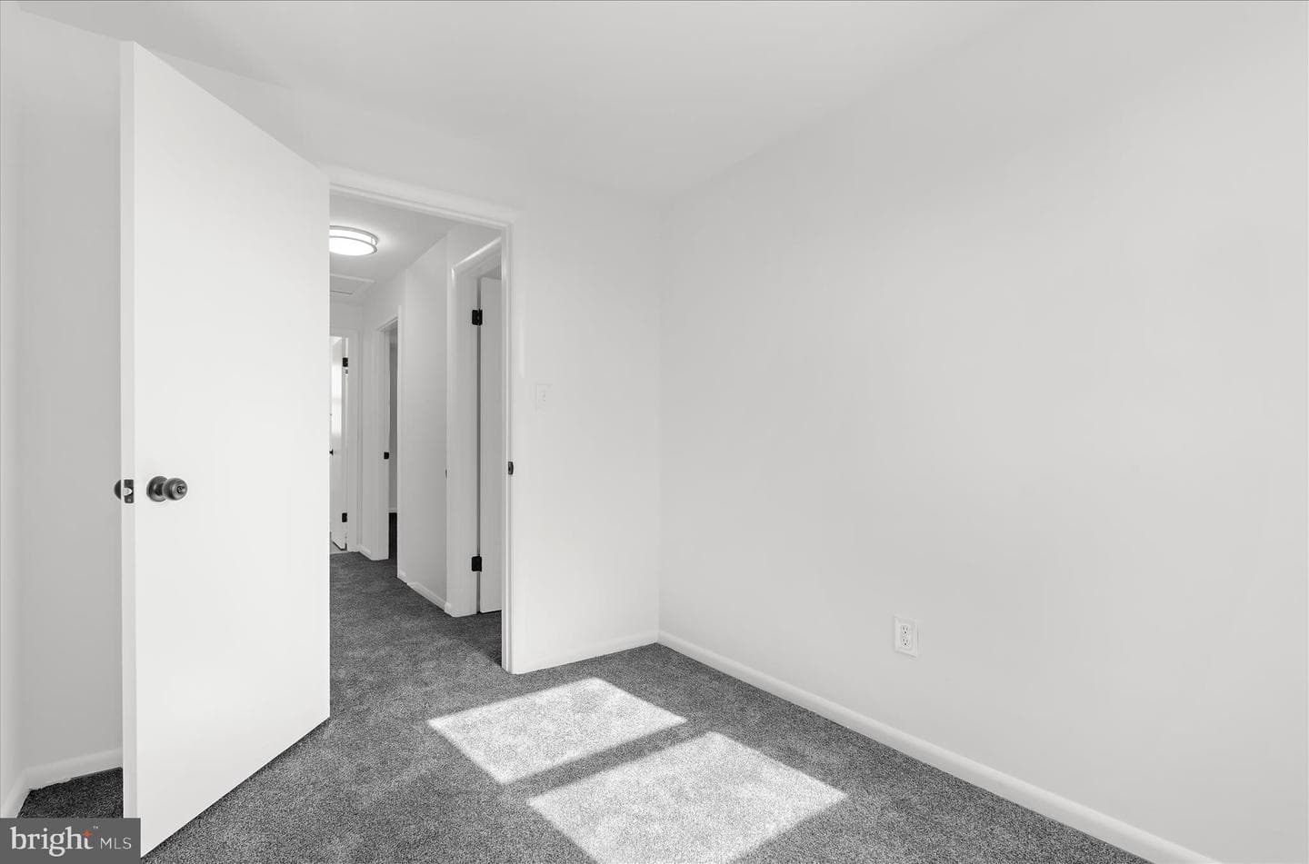 5114 Shelbourne photo 18