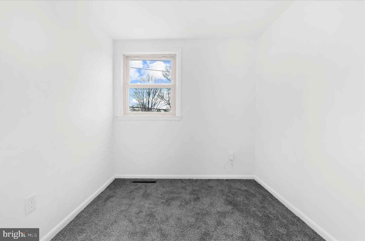 5114 Shelbourne photo 19