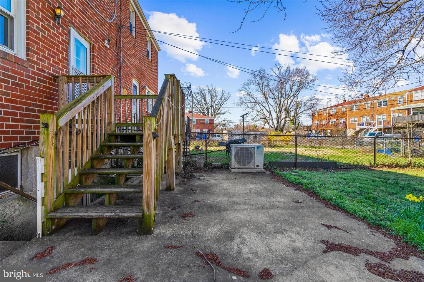 5114 Shelbourne photo 29