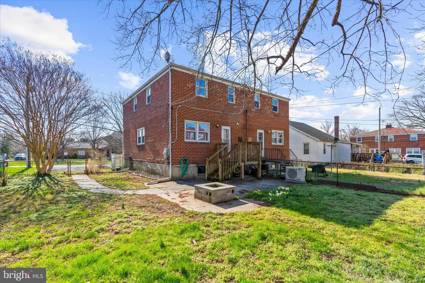 5114 Shelbourne photo 34