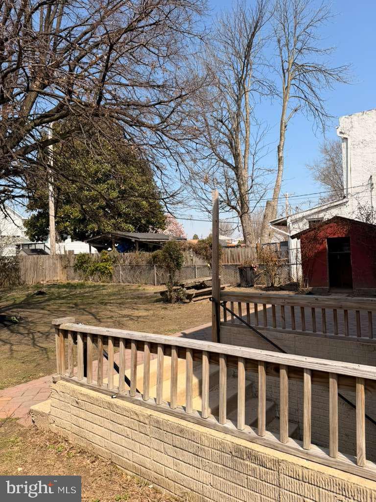 6750 Railway Avenue photo 16