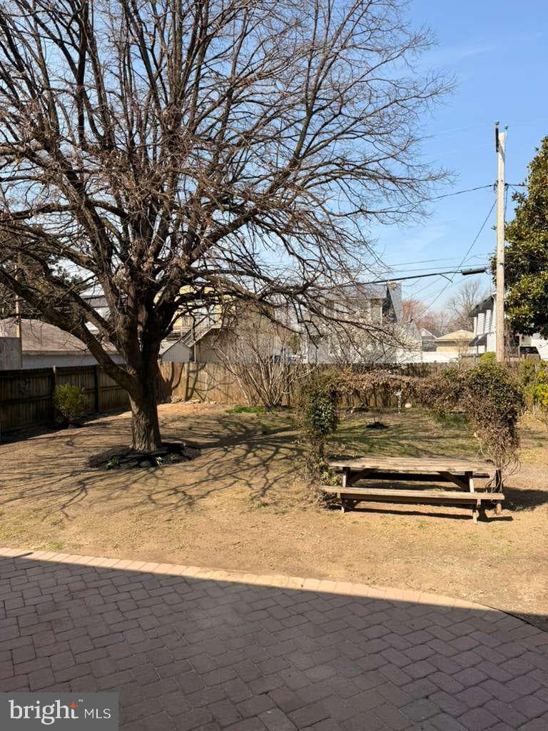 6750 Railway Avenue photo 22