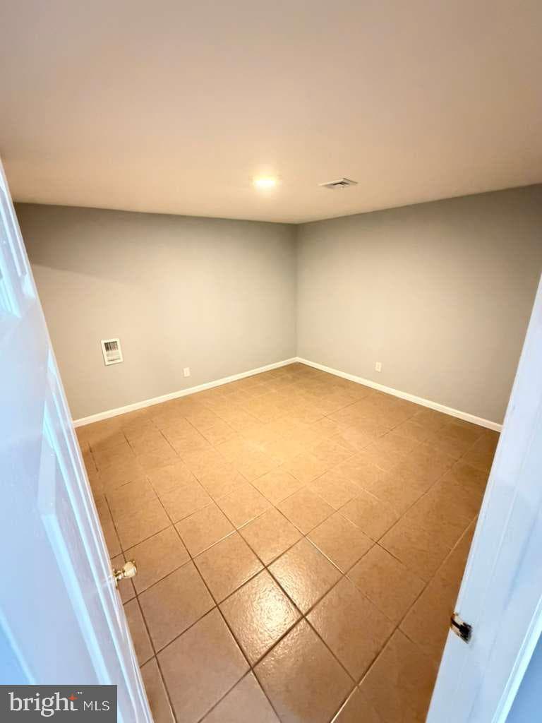 6750 Railway Avenue photo 30
