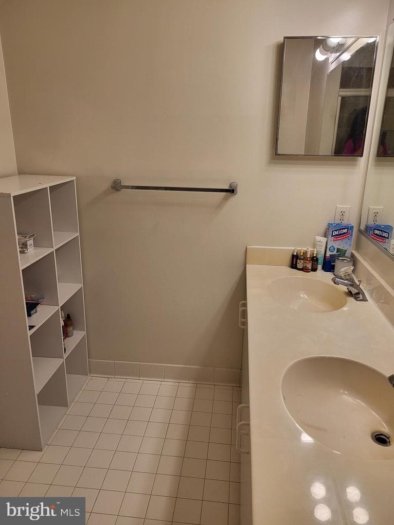 8801 Groffs Mill Drive #8801 photo 36
