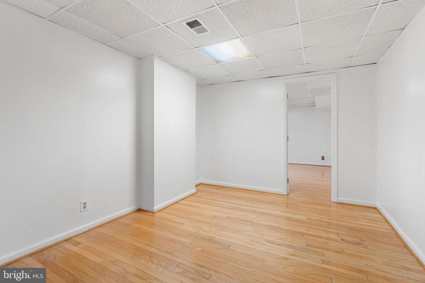 9301 Bellbeck Road photo 27