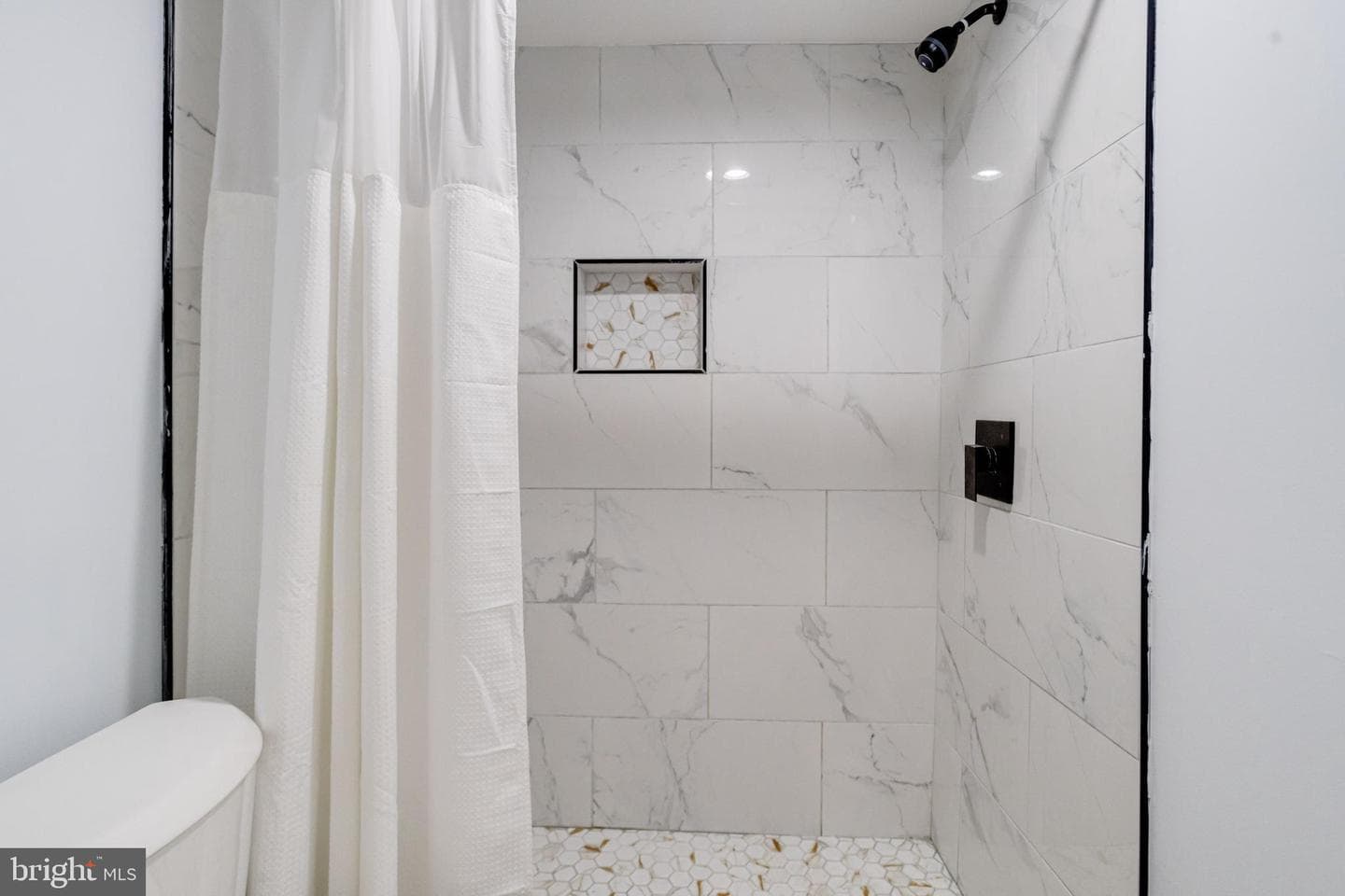 7932 Philadelphia Road photo 36