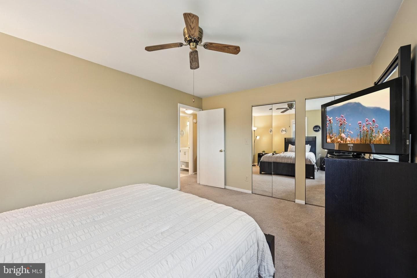 7 Warren Lodge Court #1-C photo 15