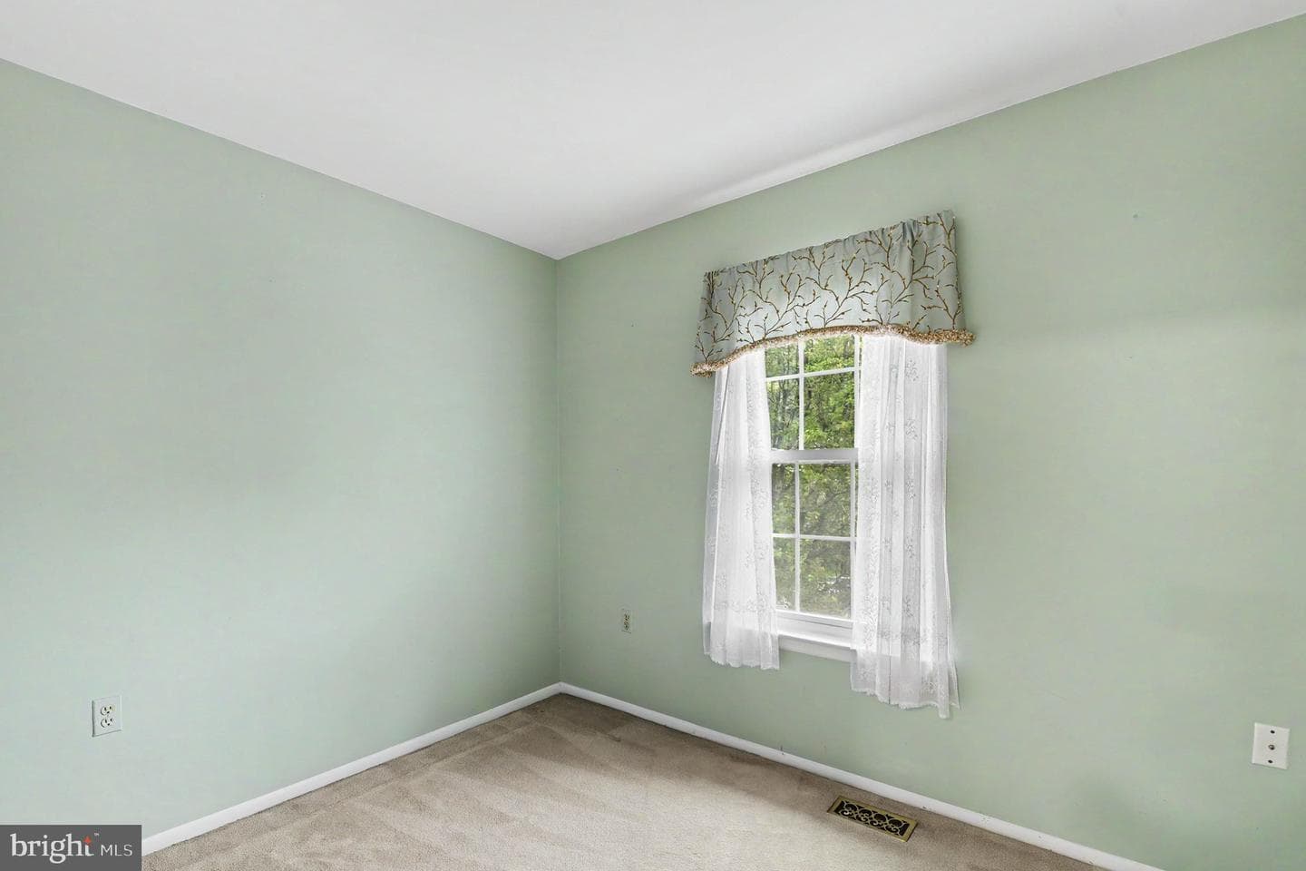 3006 N Branch Lane photo 18