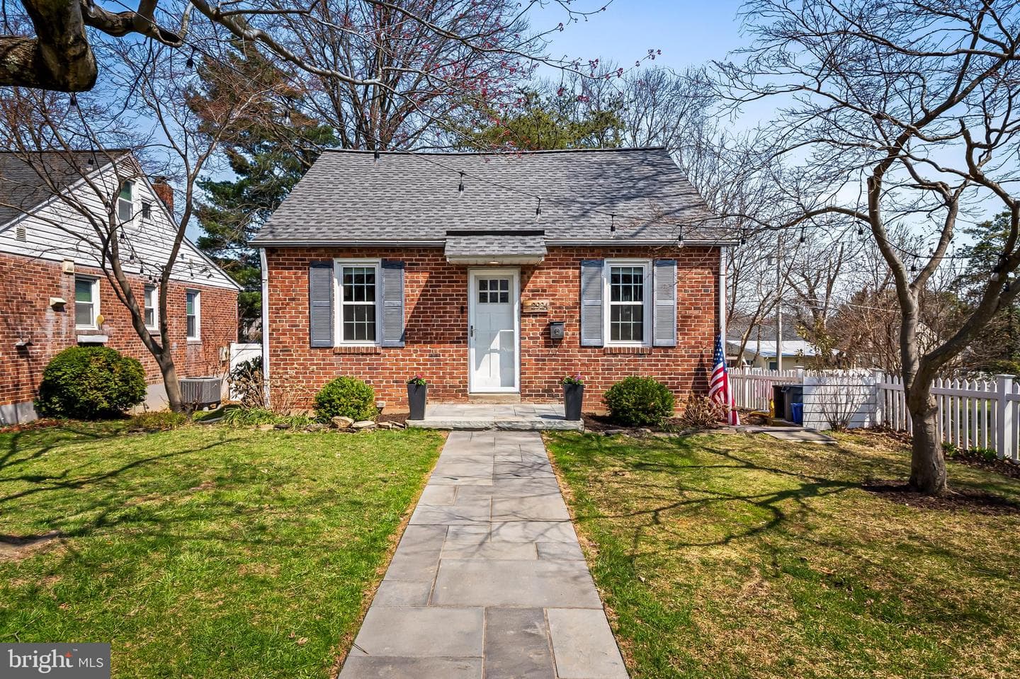 2924 Manns Avenue photo 34