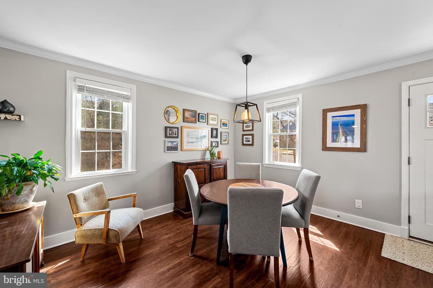 2924 Manns Avenue photo 4