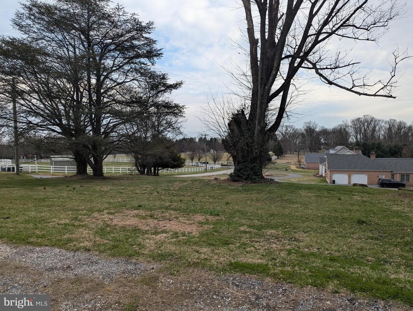 13500 Blenheim Road N photo 13
