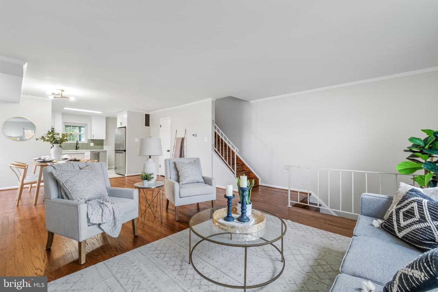 957 Stormont Circle photo 6