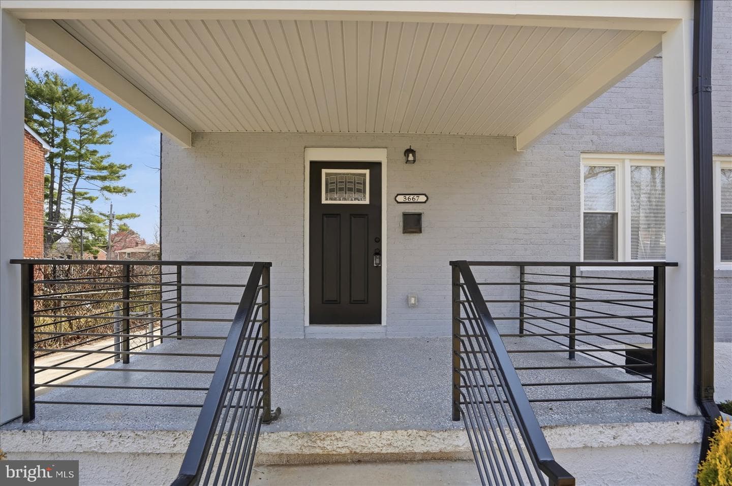 3667 Forest Garden Avenue photo 3