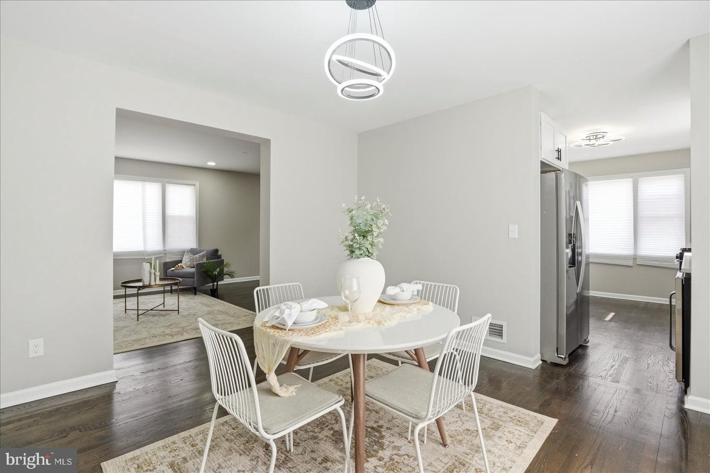 3667 Forest Garden Avenue photo 9