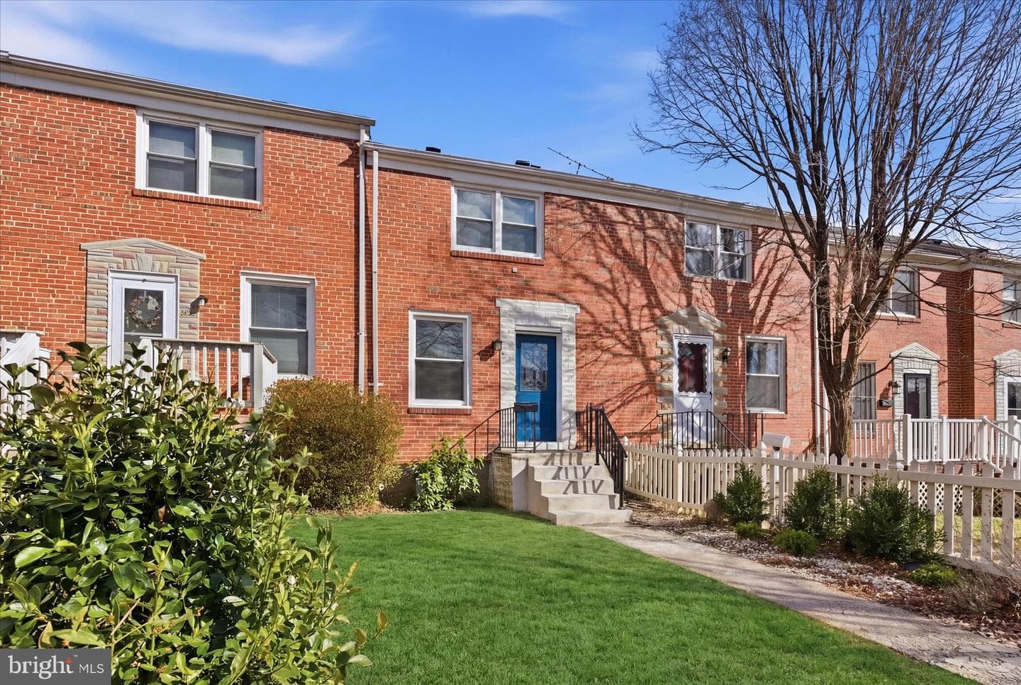 8521 Water Oak Road photo 2
