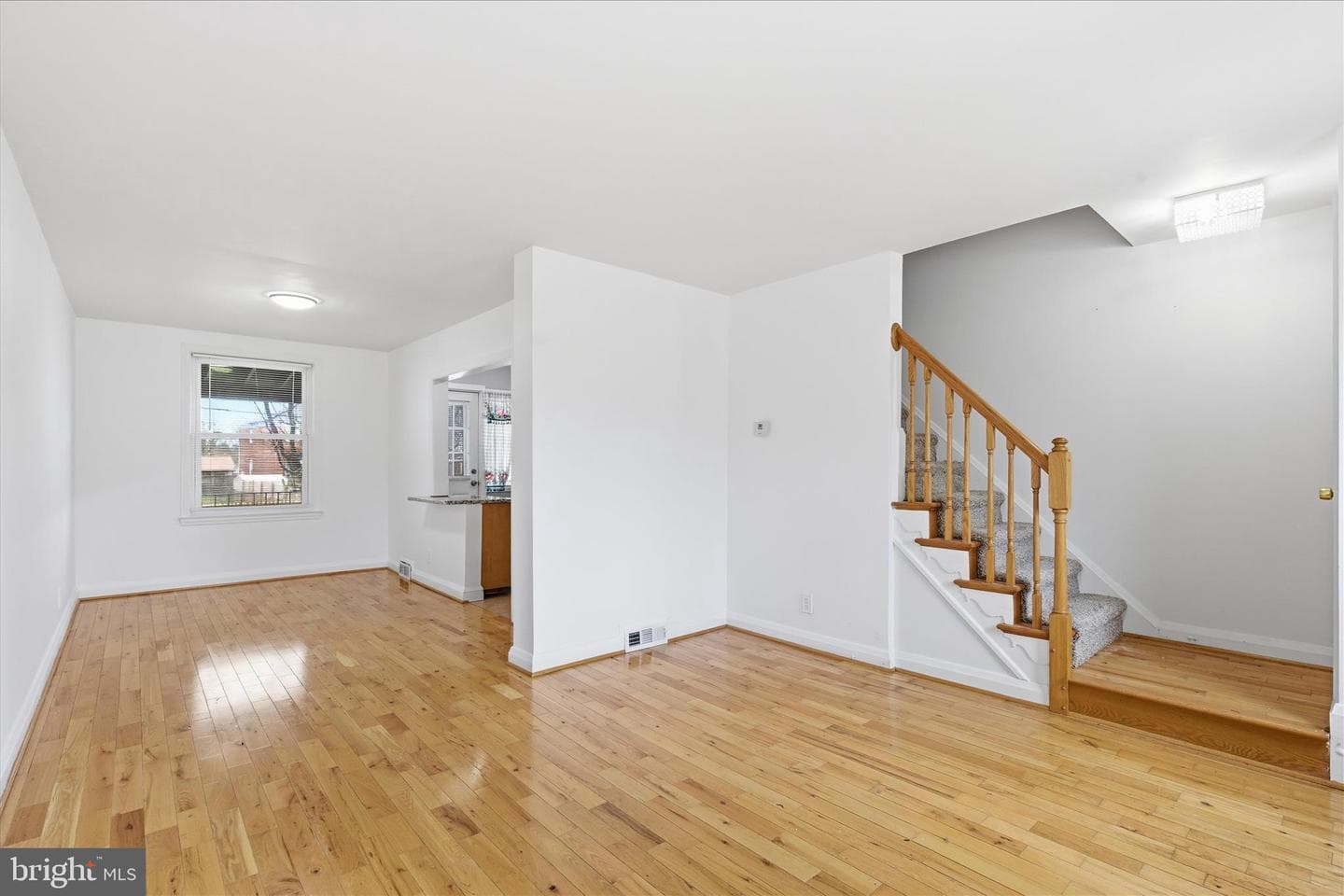 8521 Water Oak Road photo 3