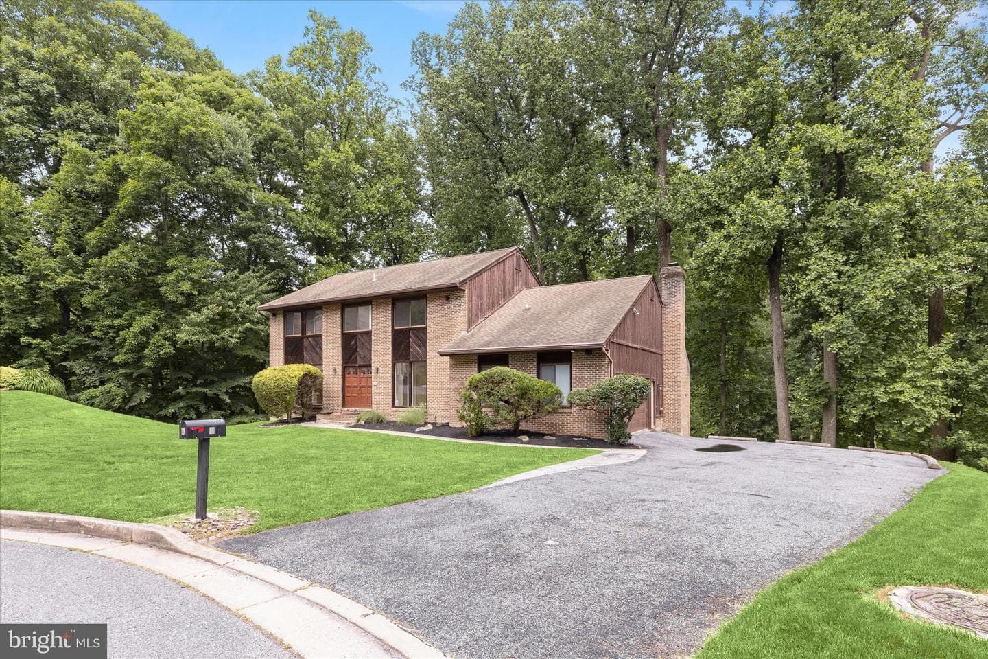 19 Marcie Woods Court photo 3