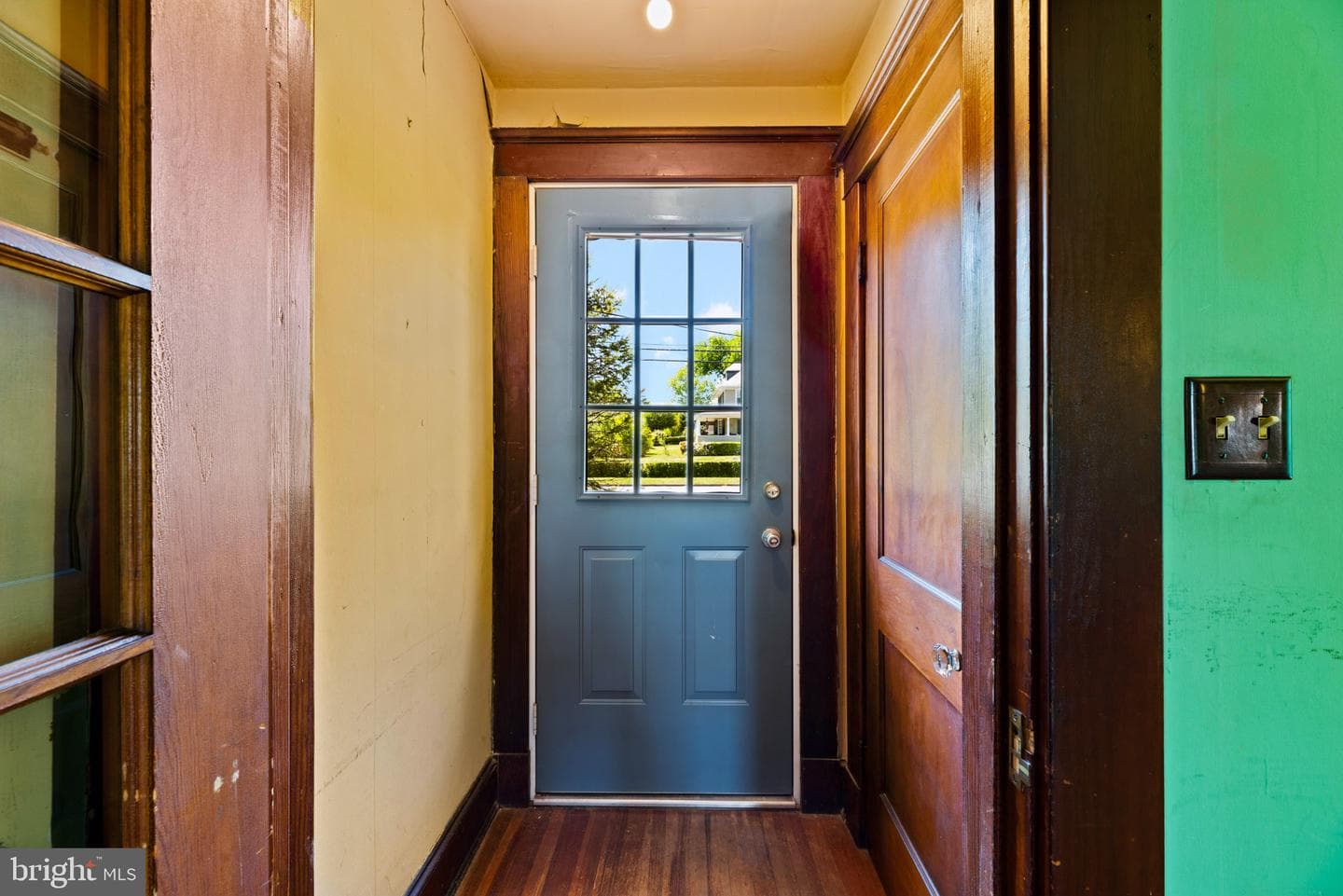 115 Hilton Avenue photo 6