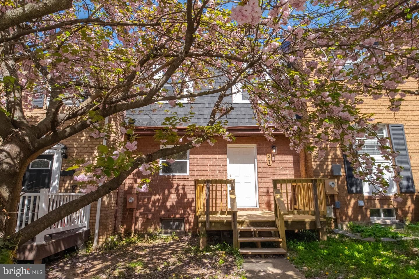 27 Cornbury Court