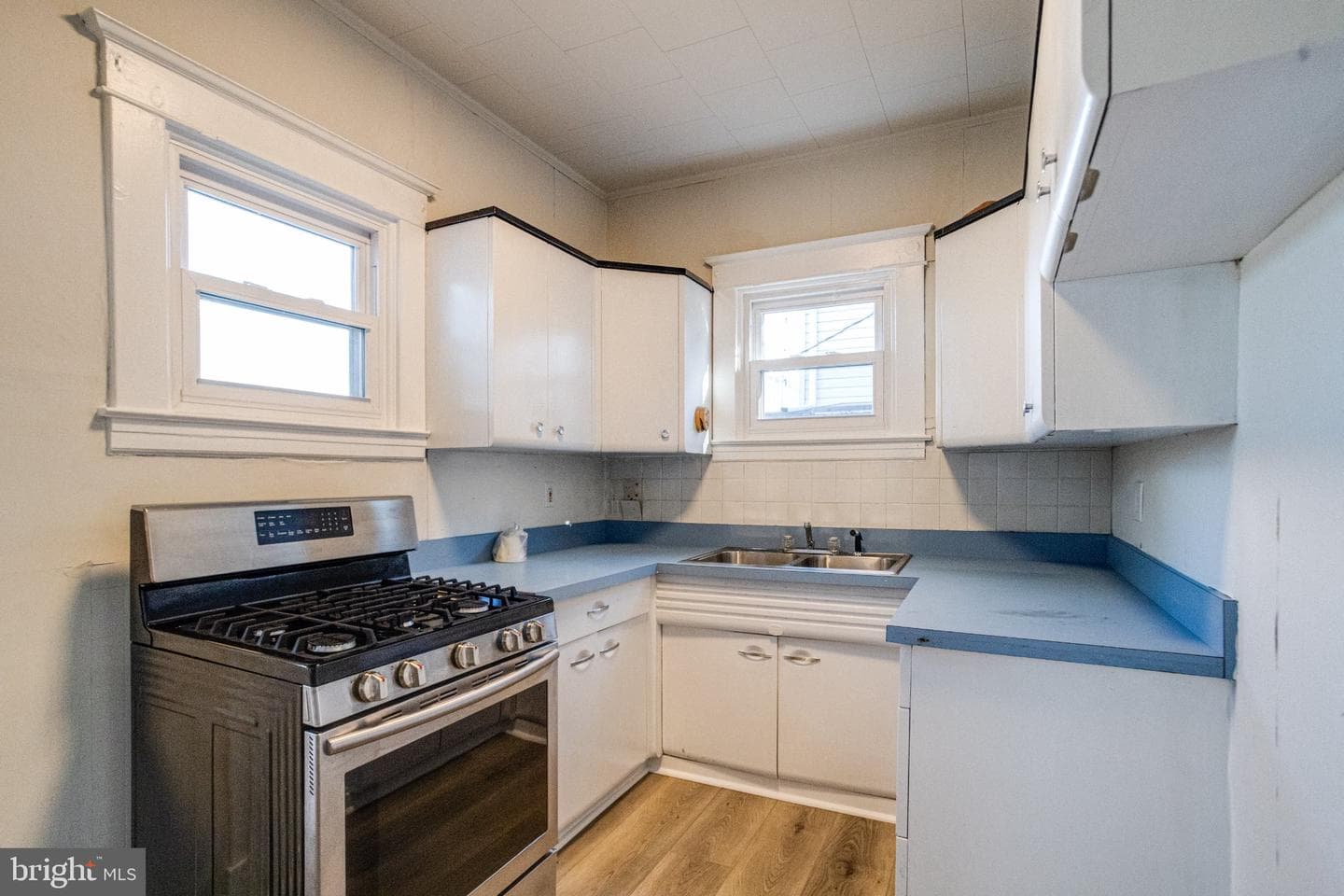 1813 Portship Road photo 25