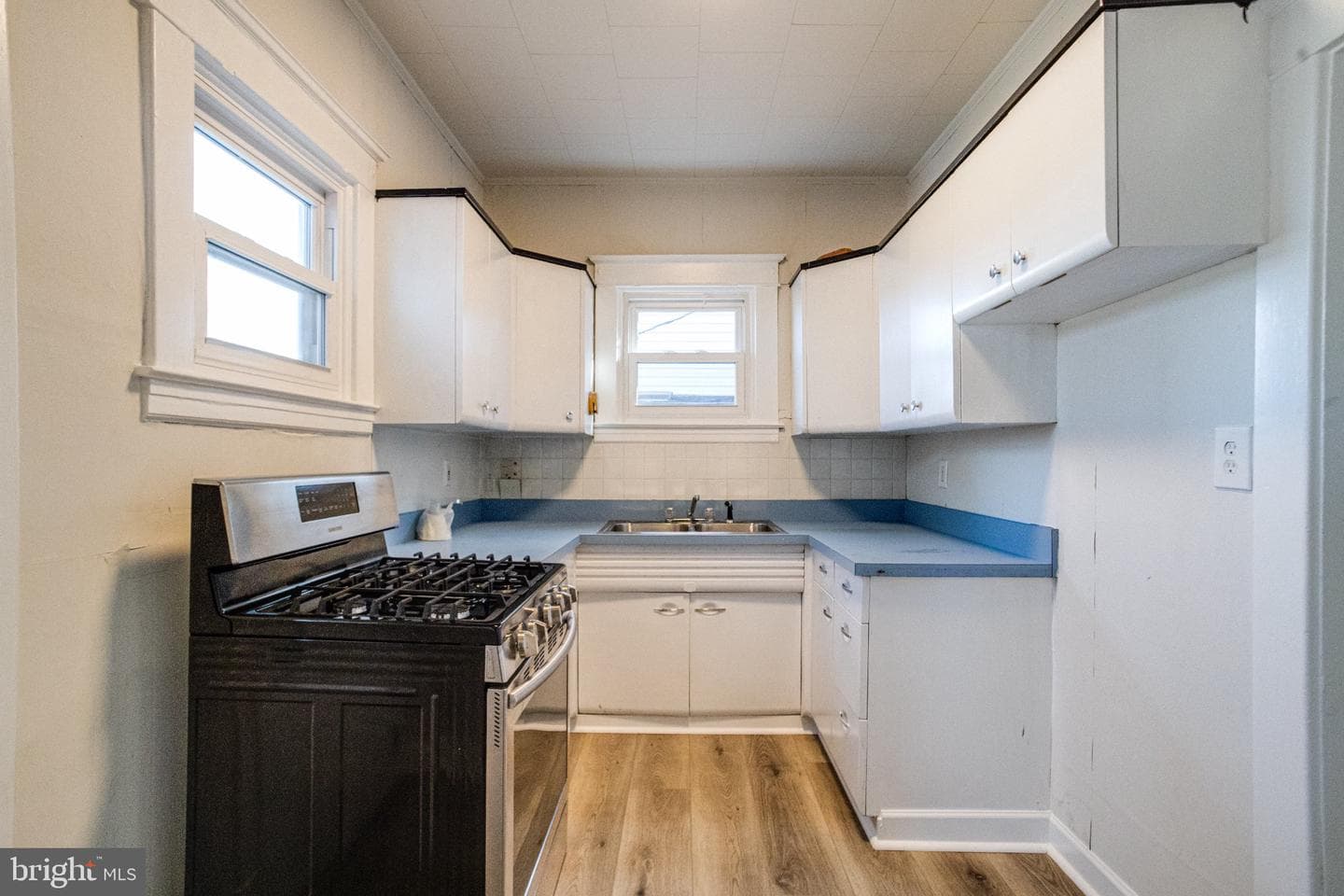 1813 Portship Road photo 26