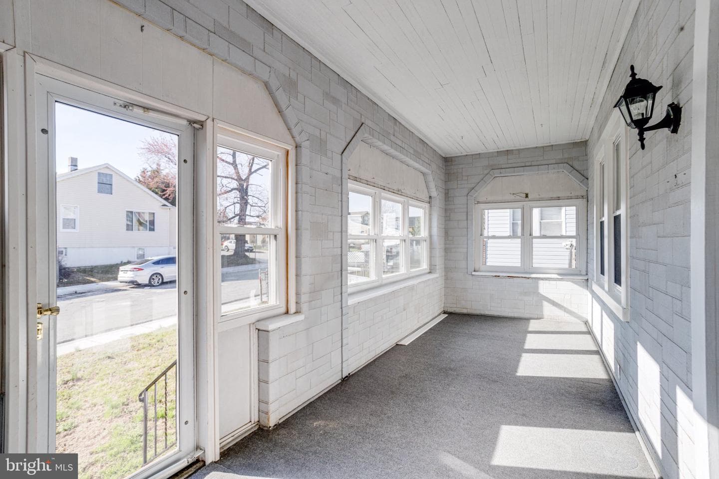 1813 Portship Road photo 3