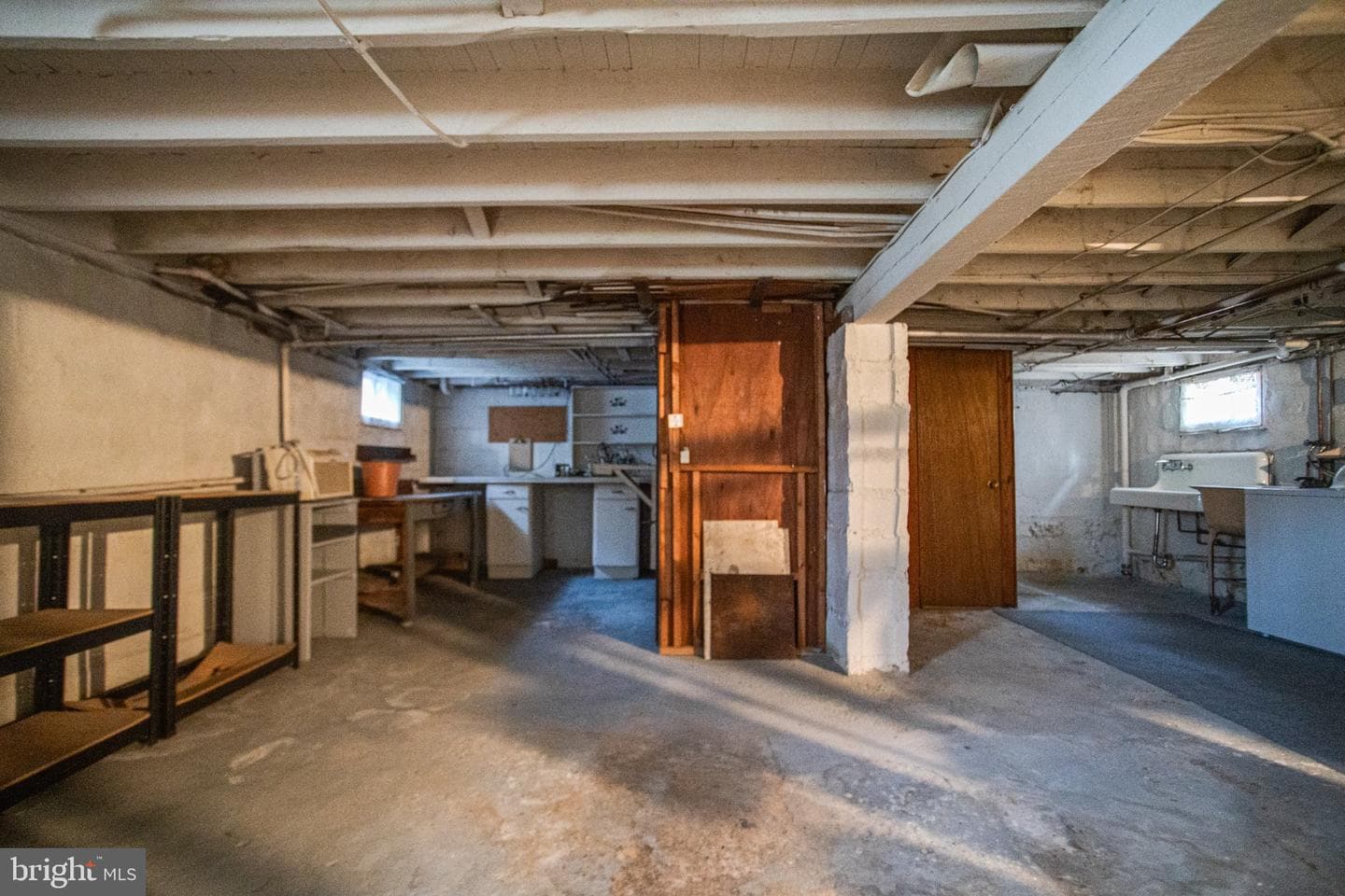 1813 Portship Road photo 46