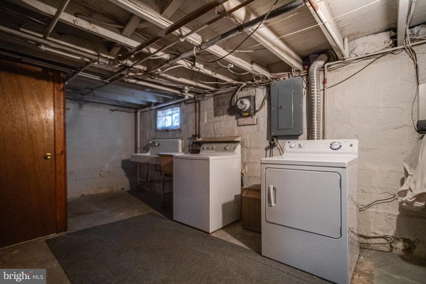 1813 Portship Road photo 47