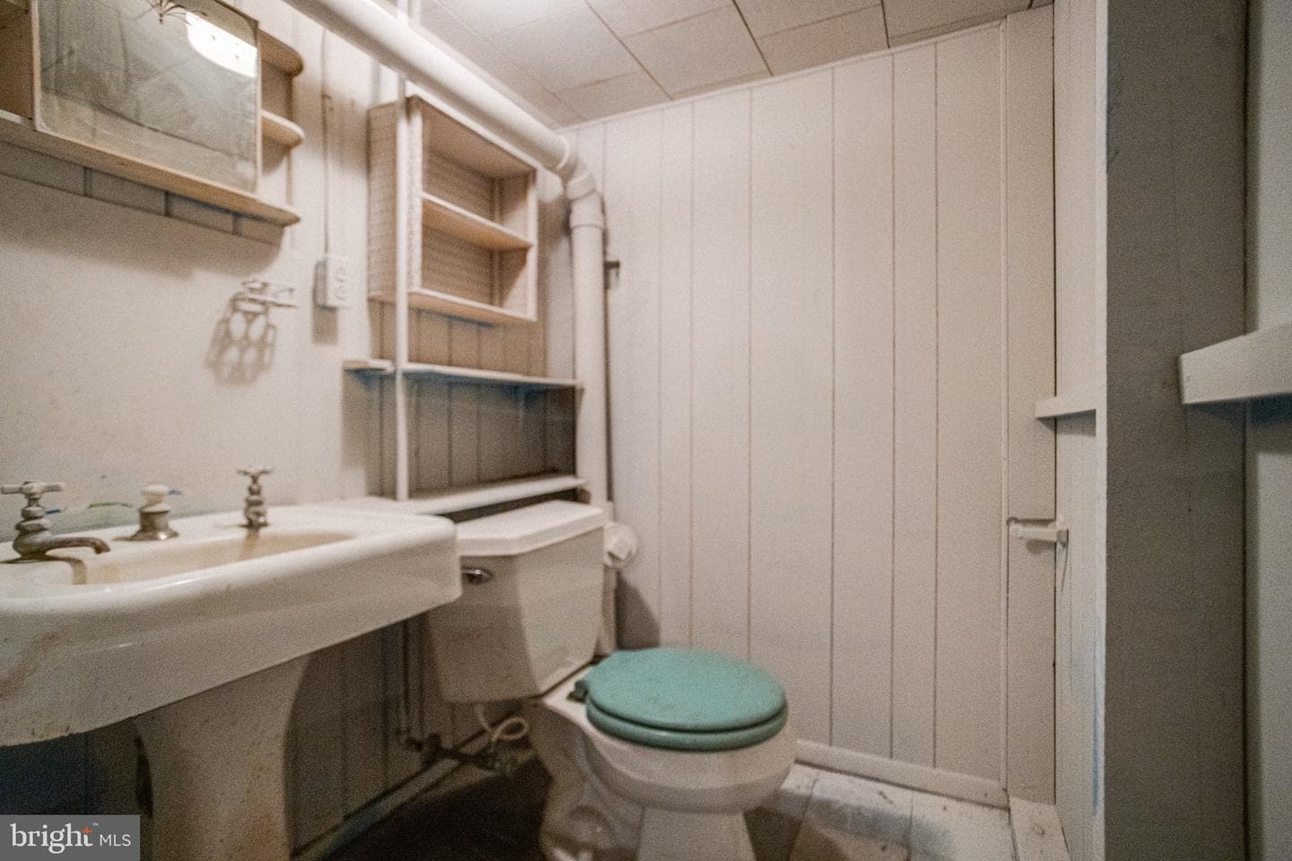 1813 Portship Road photo 48
