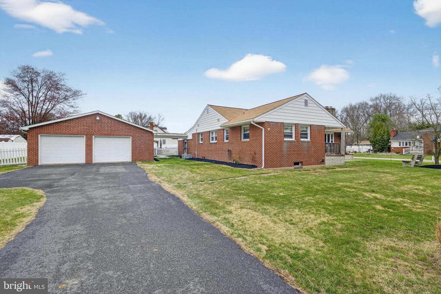 804 Pineview Place photo 10