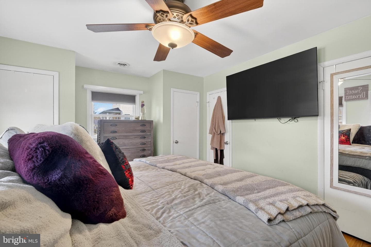 804 Pineview Place photo 44