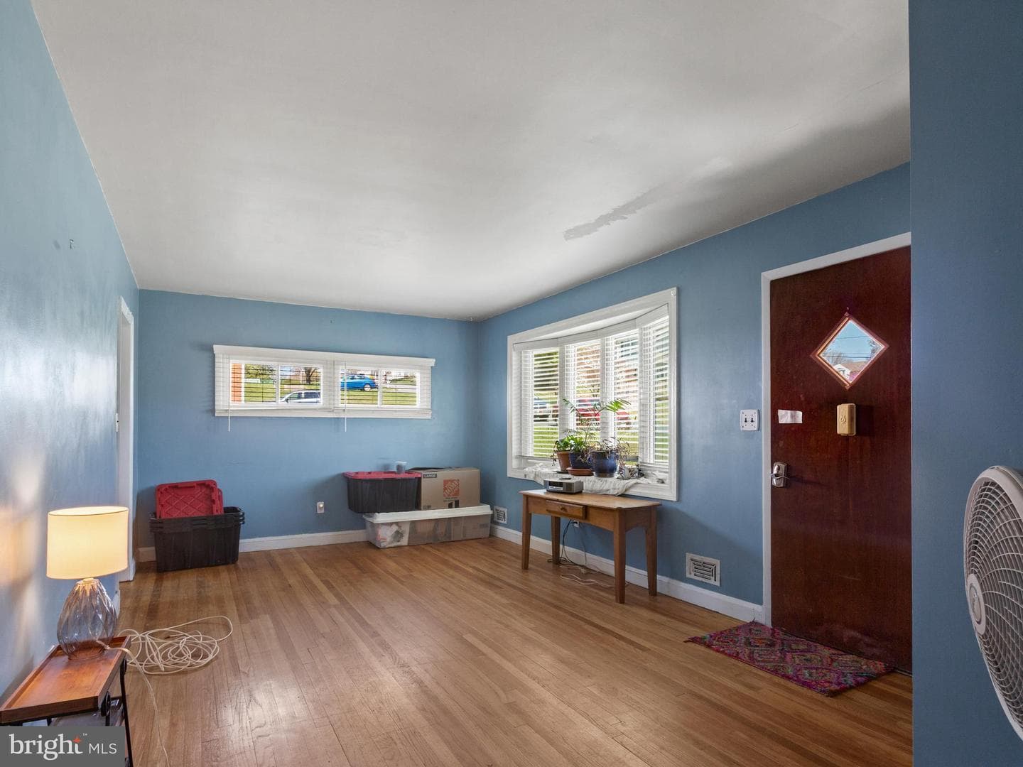 2825 Erie Avenue photo 4