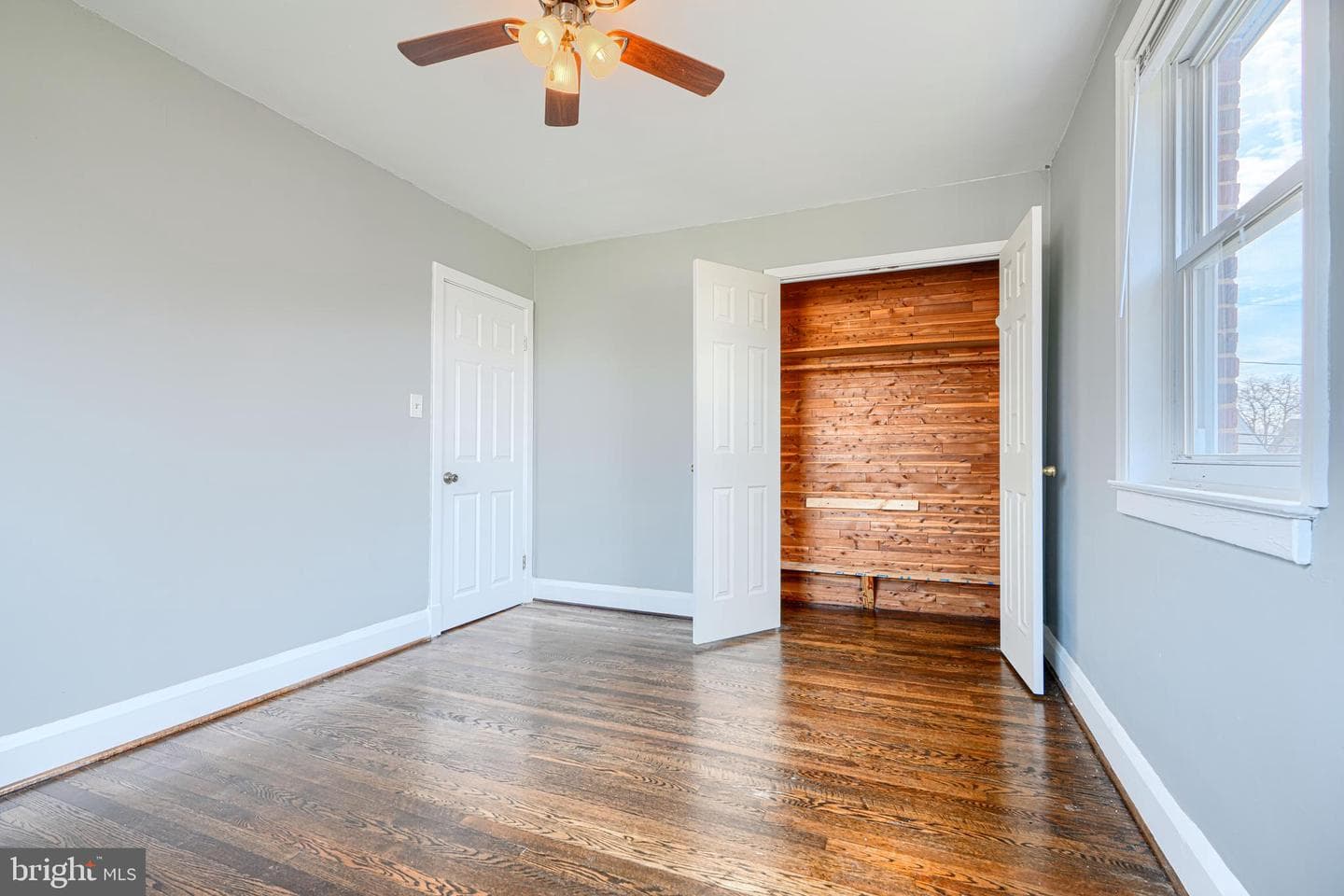 2504 Liberty Parkway photo 12