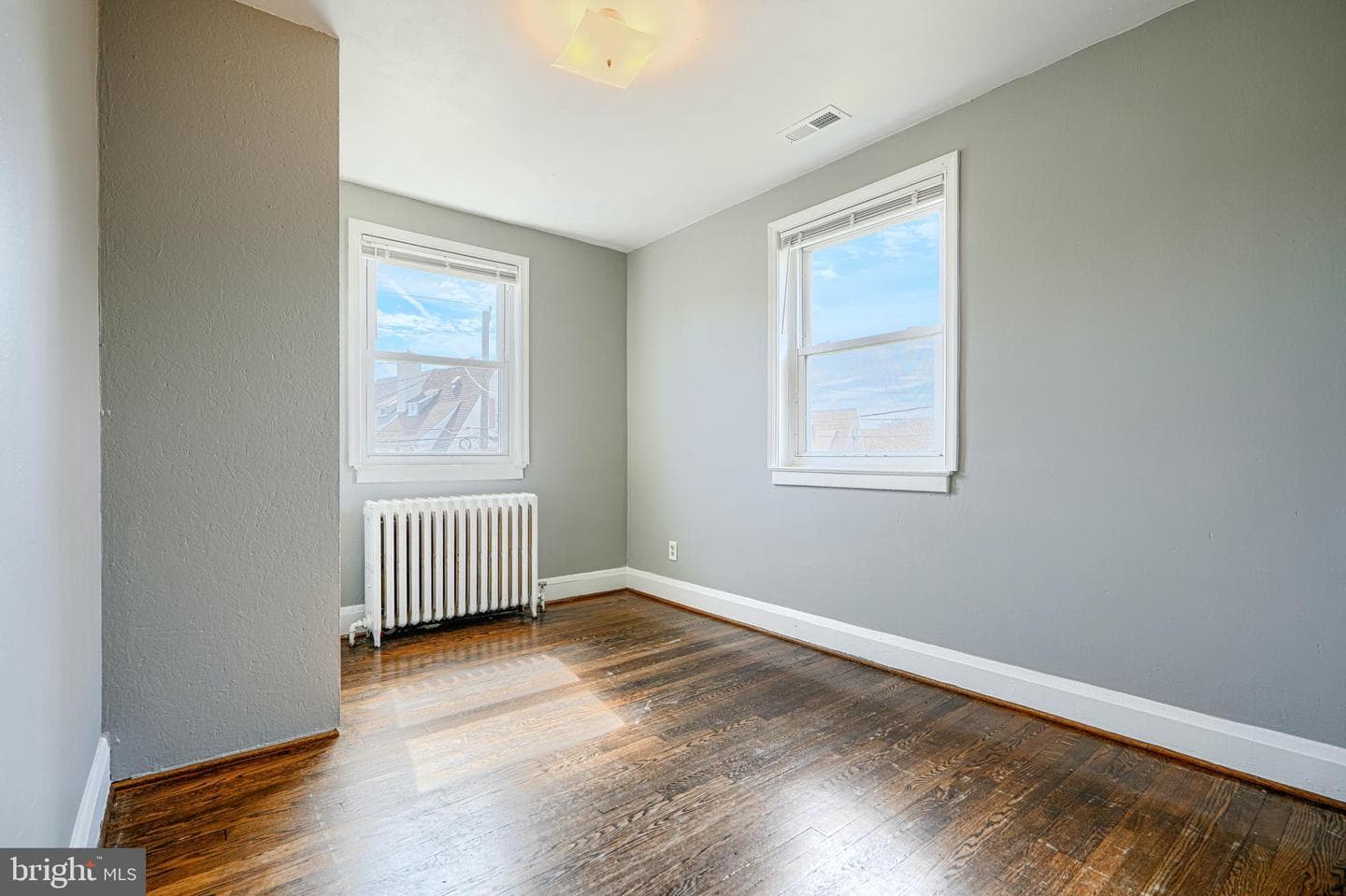 2504 Liberty Parkway photo 16