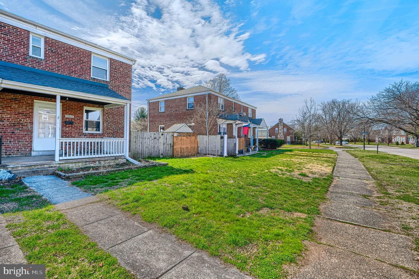 2504 Liberty Parkway photo 30
