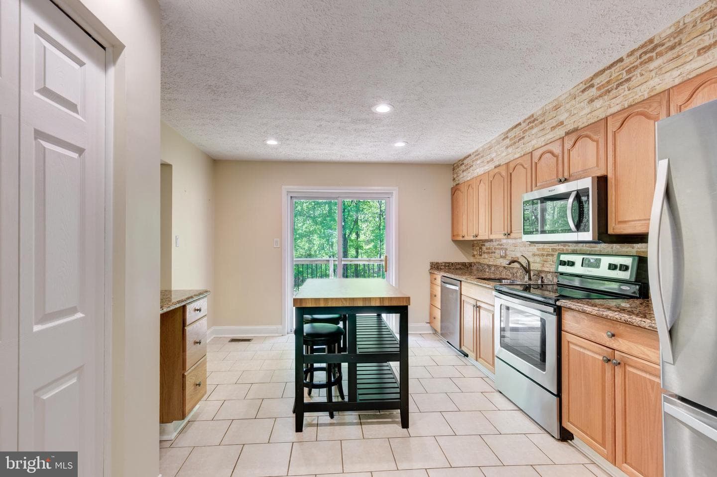 12360 Greenspring Avenue photo 8