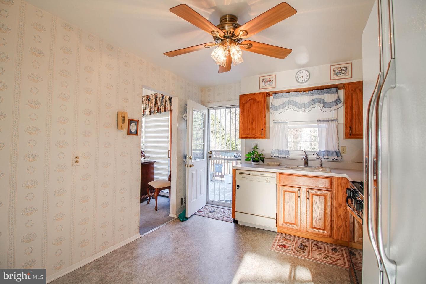3429 Edcrest Road photo 10