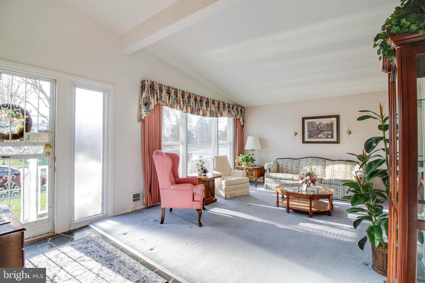 3429 Edcrest Road photo 4