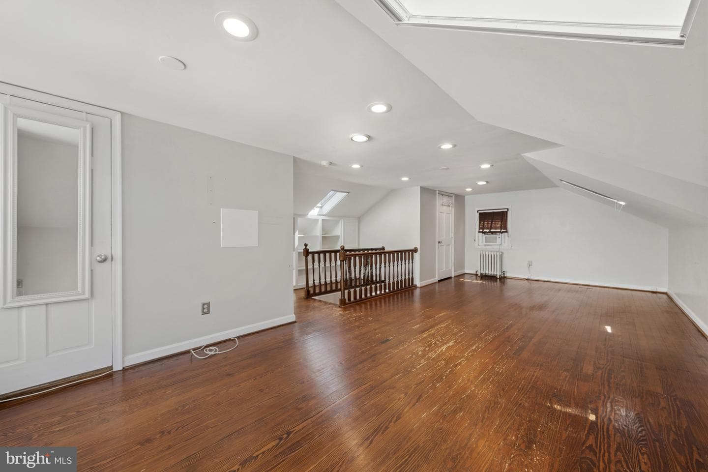 604 College Avenue photo 27