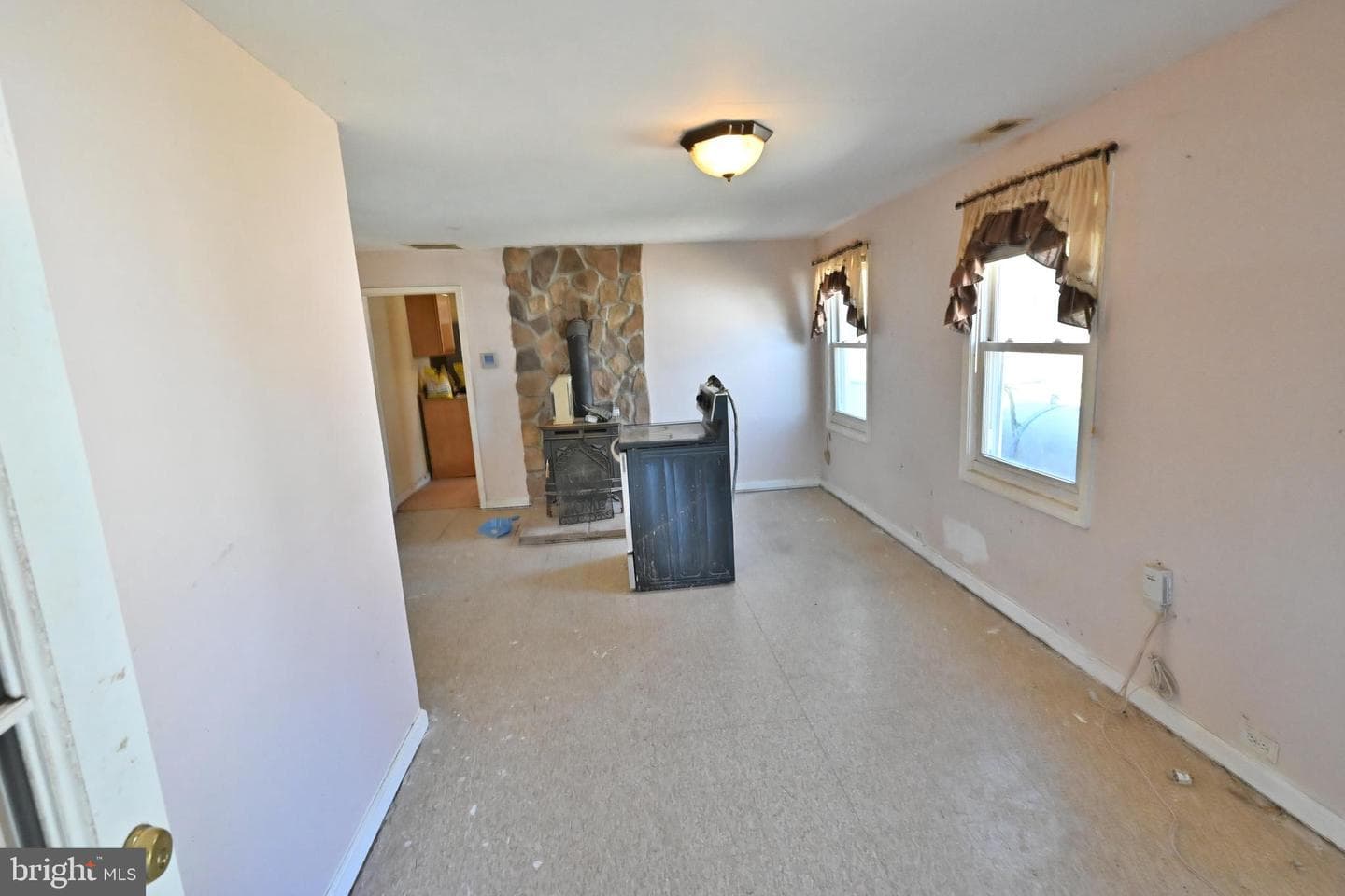 109 Hughes Shore Road photo 28