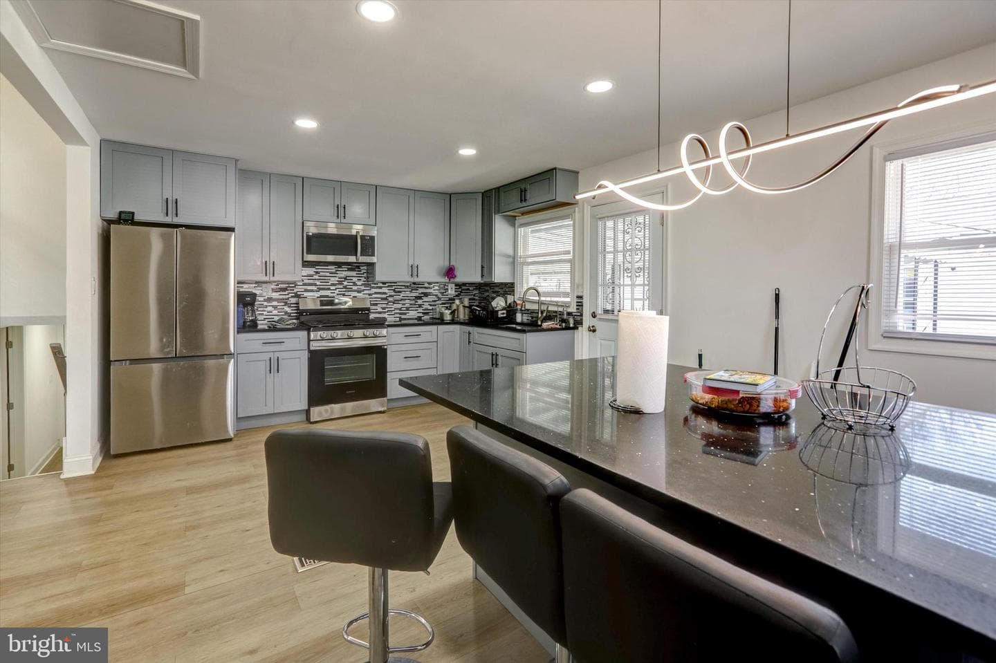 3405 Washington Avenue photo 12