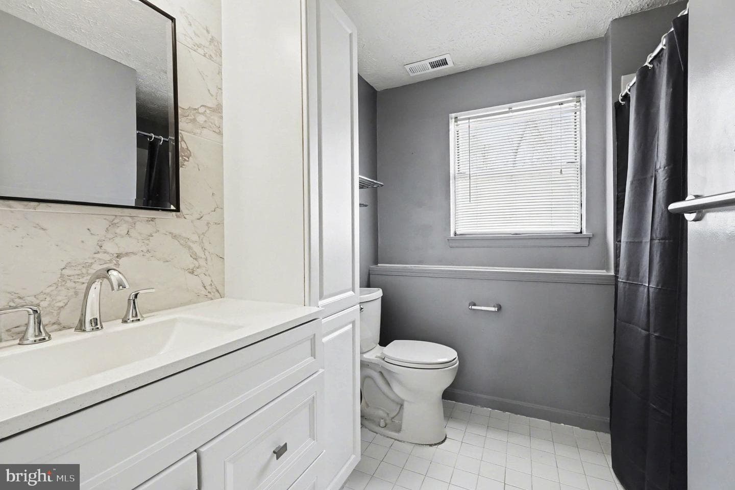9422 Gunview Road photo 28