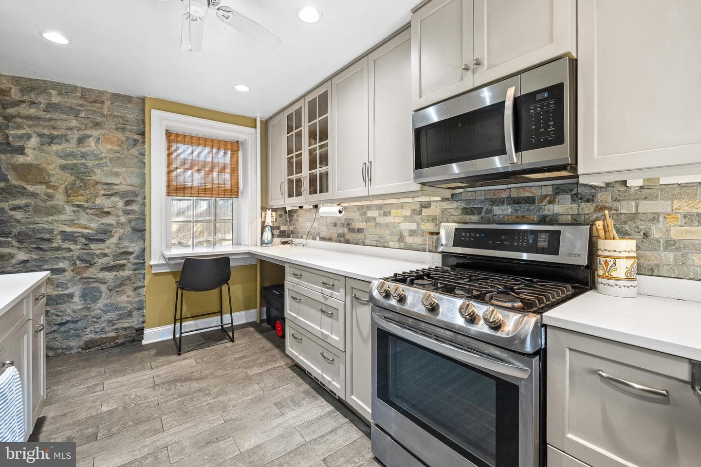 7101 York Road photo 13