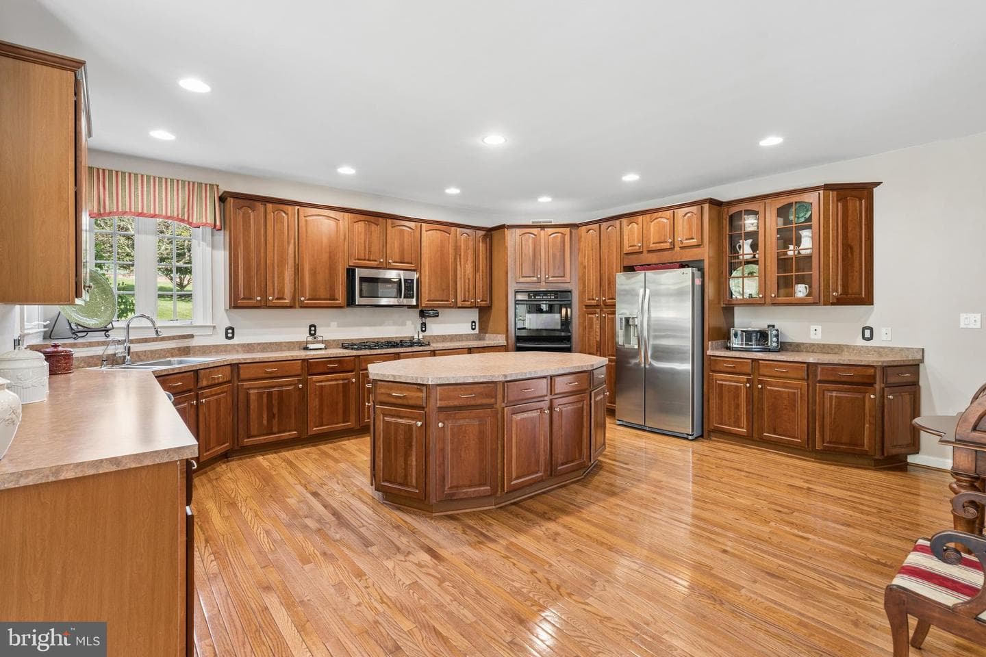 19307 Richroy Court photo 26