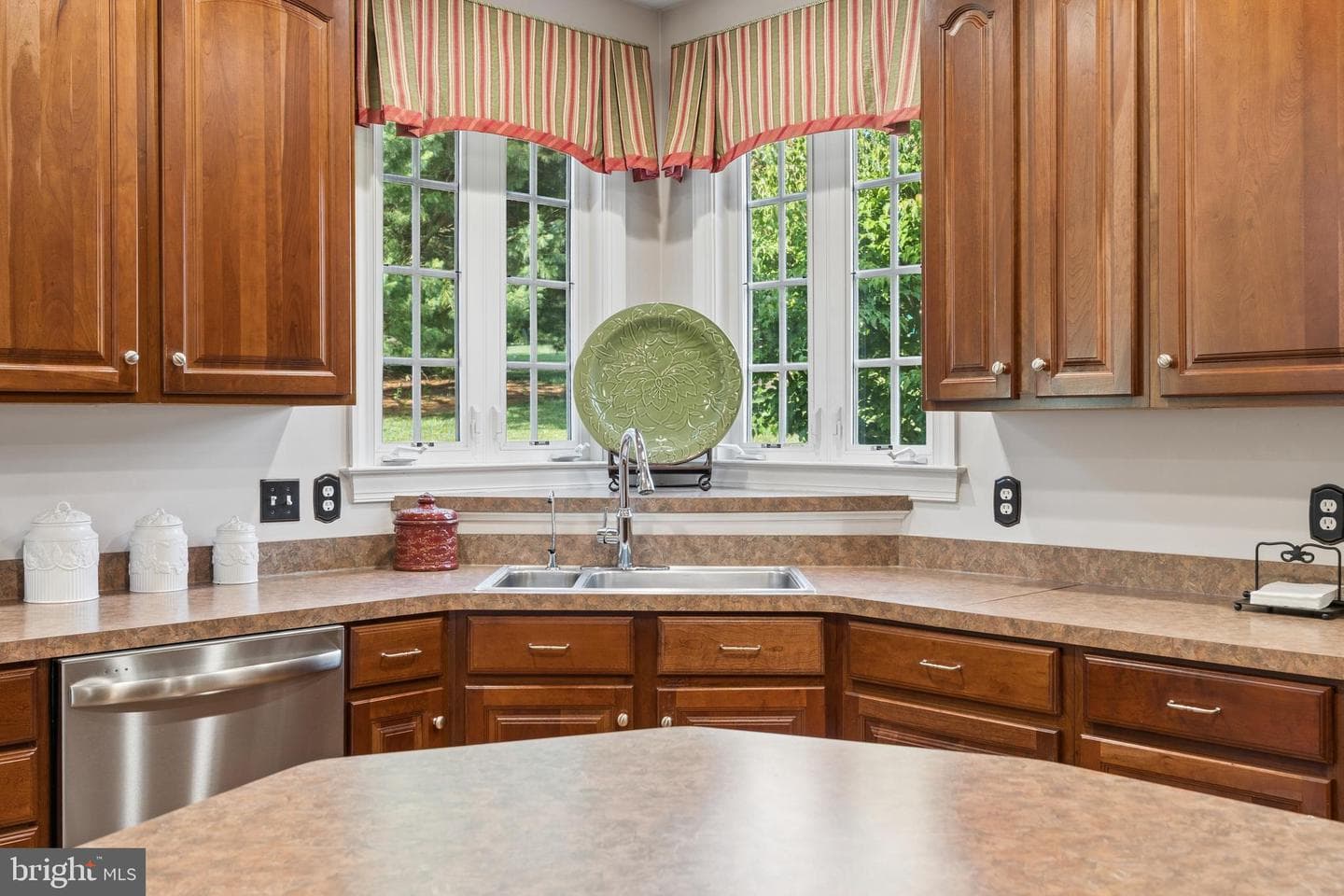 19307 Richroy Court photo 27