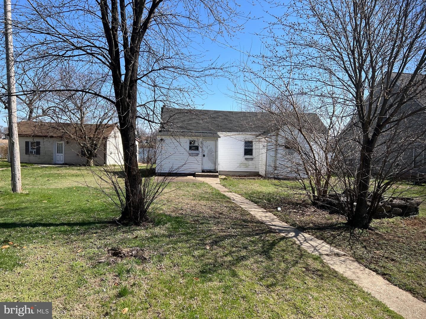 8019 Edgewater Avenue photo 14