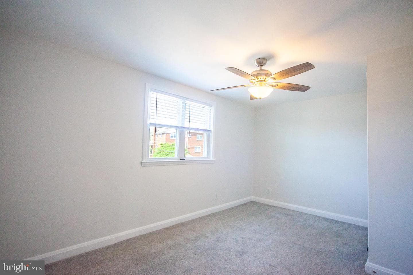 2215 Searles Rd photo 11