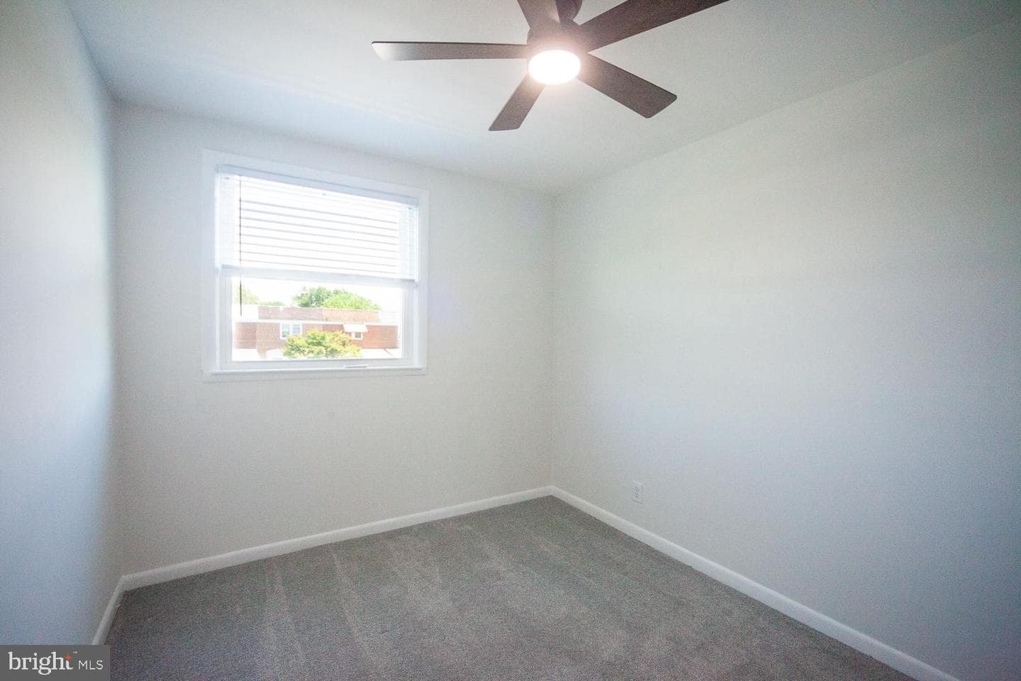2215 Searles Rd photo 18